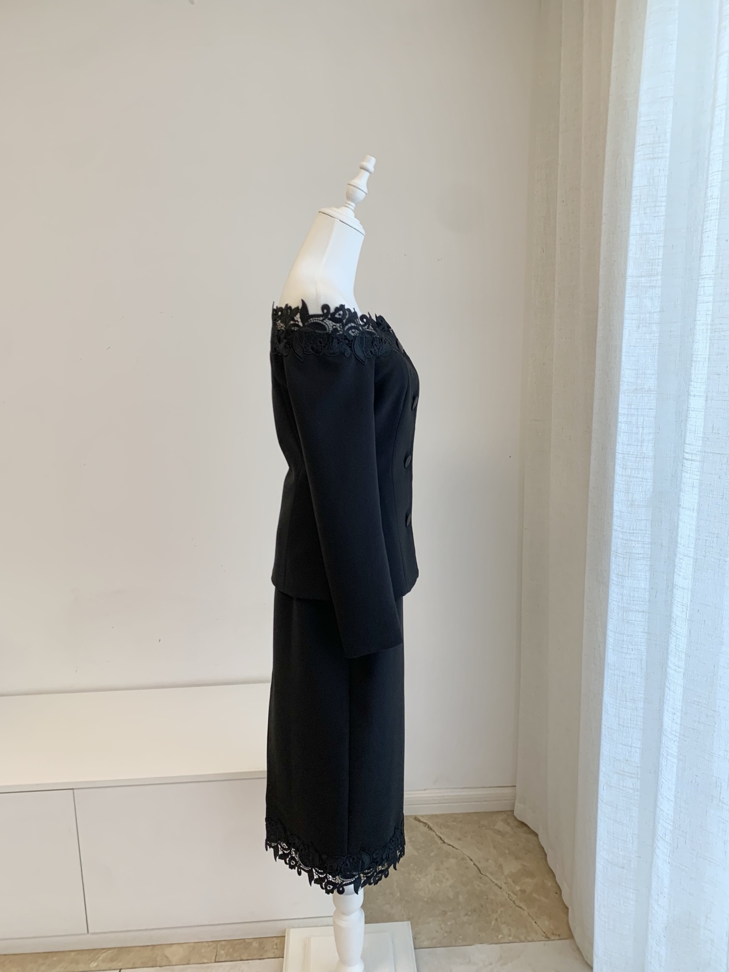 Women Floral Embroidery Black  - Midi Skirt Floral recension och pris