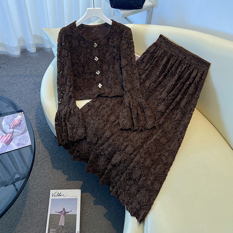 French Cream Beige 3D Floral L - Midi Skirt Floral recension och pris