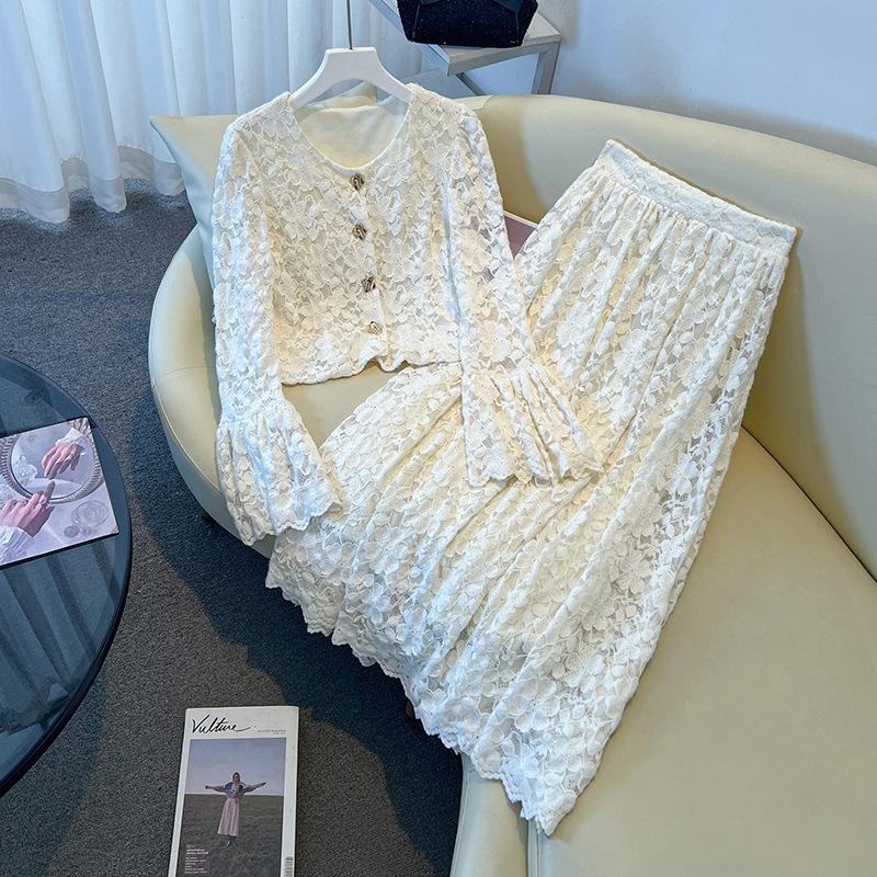 French Cream Beige 3D Floral L - Midi Skirt Floral recension och pris
